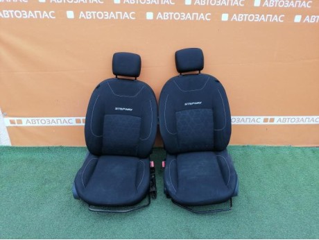 Sandero №17 сиденье переднее к-кт