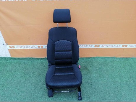 Actyon №2 сиденье правое