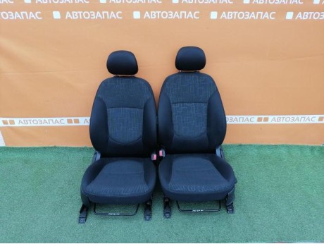 Rio 3 №10 сиденья передние к-кт