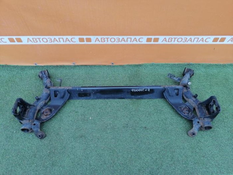 Fluence №4 балка задняя