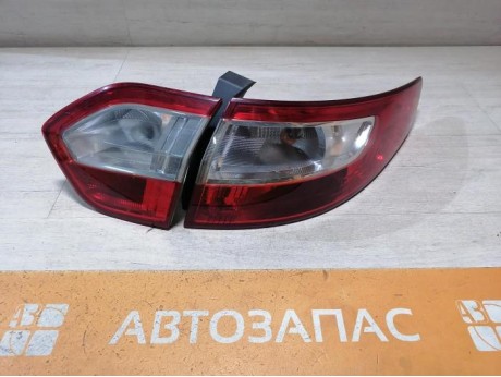 Fluence №4 фонарь правый