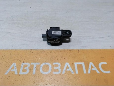 Fluence №4 сигнал звуковой в салоне 256400001