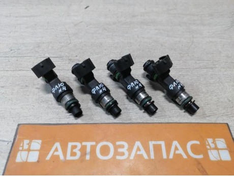 Fluence №4 форсунка топливная 2.0