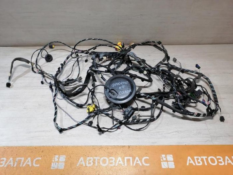 Fluence №4 проводка салона