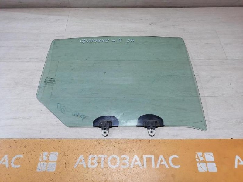 Fluence №4 стекло заднее правое 12
