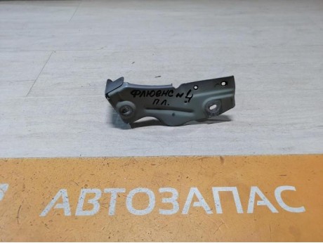Fluence №4 кронштейн переднего крыла левый