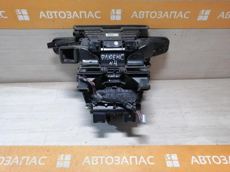 Fluence №4 печка в сборе с моторчиком климат