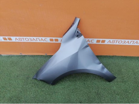 Fluence №4 крыло переднее левое
