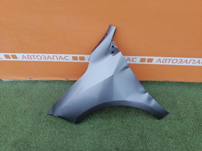 Fluence №4 крыло переднее левое
