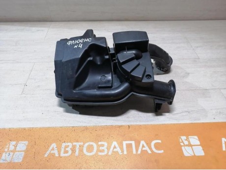 Fluence №4 резонатор воздушного фильтра деф