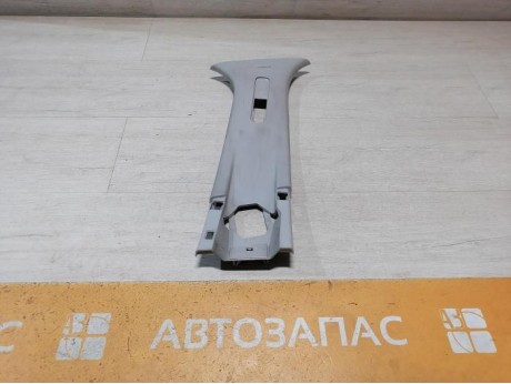 Fluence №4 обшивка средней стойки верхняя правая