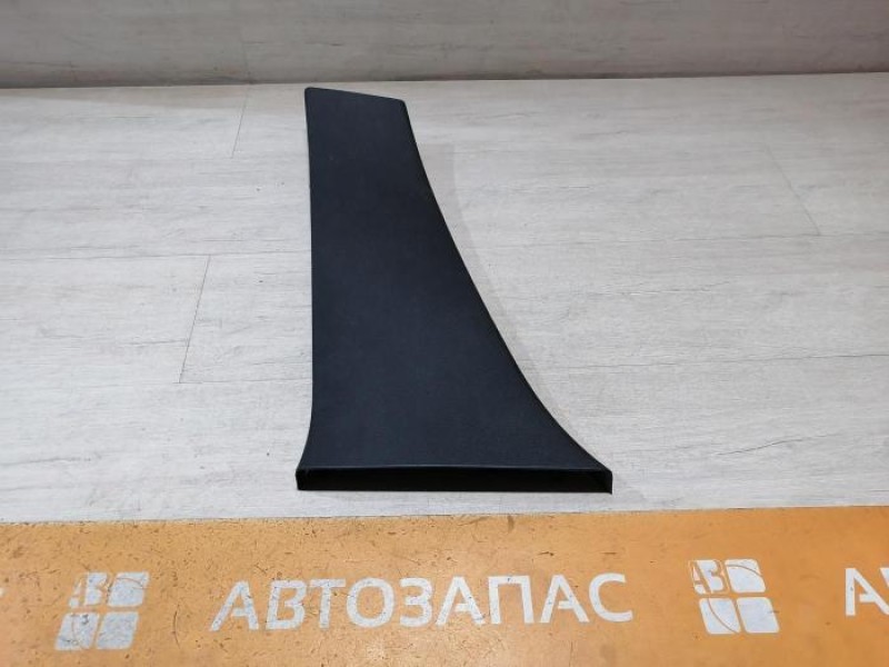 Fluence №4 обшивка средней стойки нижняя левая