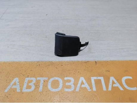 Fluence №4 заглушка переднего бампера под крюк