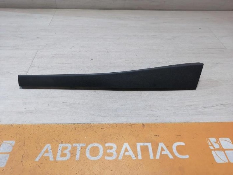 Fluence №4 накладка торпедо над бардачком