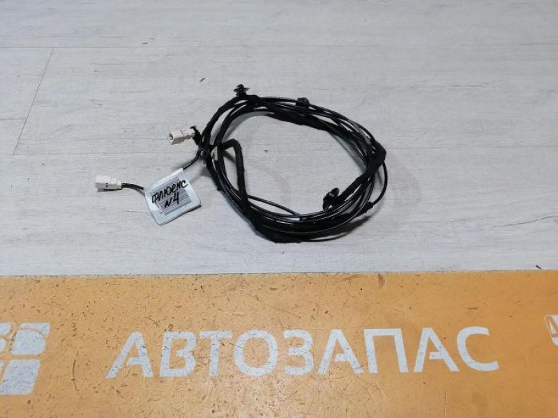 Fluence №4 проводка антенны