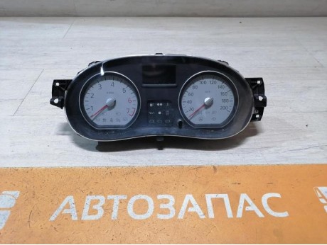 Logan ф2 №4 панель приборов