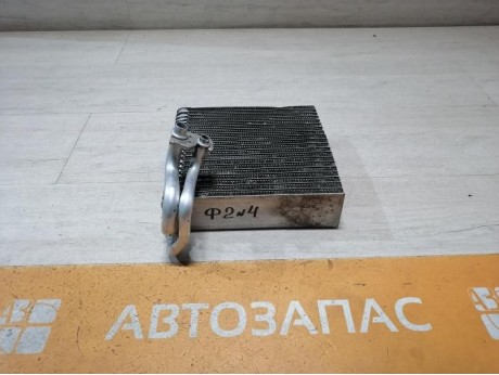 Logan ф2 №4 радиатор кондиционера печки деф