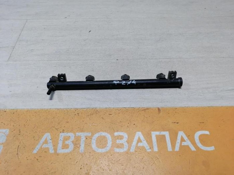 Logan ф2 №4 рампа топливная 16кл