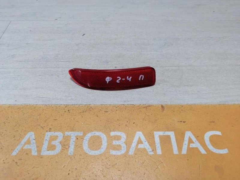 Logan ф2 №4 катафот правый