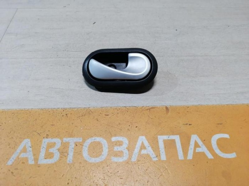 Logan ф2 №4 ручка двери внутренняя правая