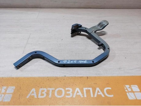 Logan ф2 №4 петля багажника правая