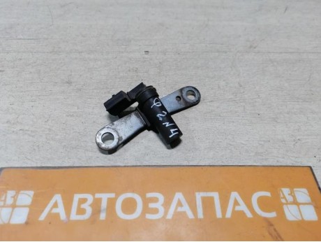 Logan ф2 №4 датчик коленвала