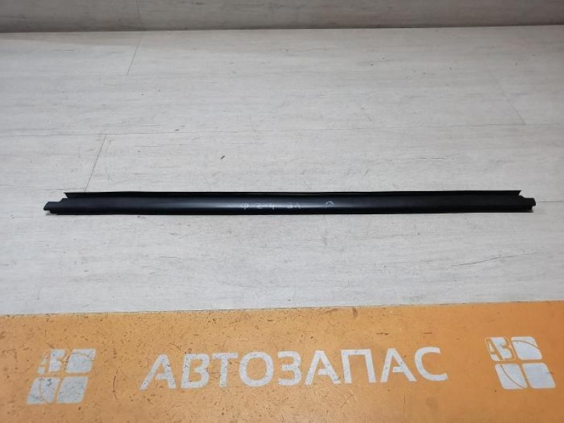 Logan ф2 №4 бархотка внутренняя задняя левая