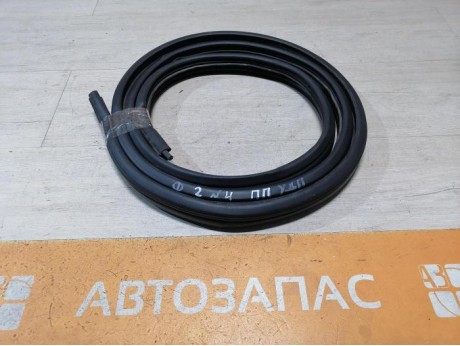 Logan ф2 №4 уплотнитель дверного проема передний правый