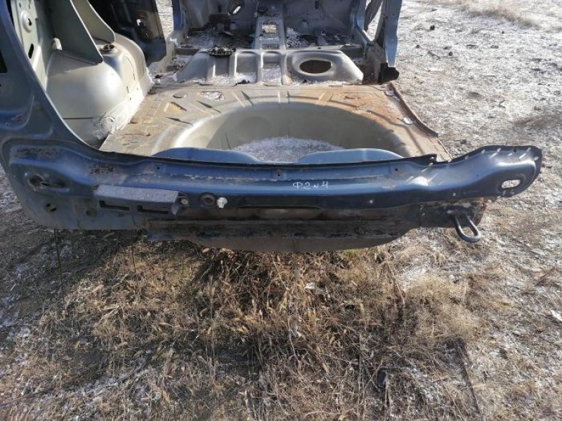 Logan ф2 №4 панель задняя ниша под запаску