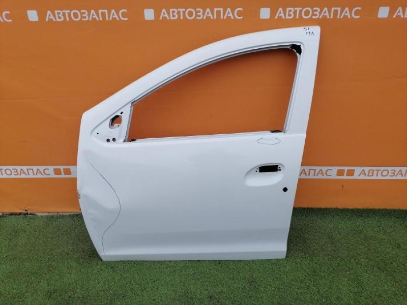 Logan №51 дверь передняя левая деф