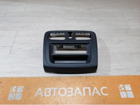 Logan №51 рамка под магнитолу дефлекторы