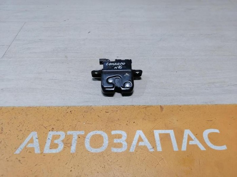Sandero №16 замок багажника