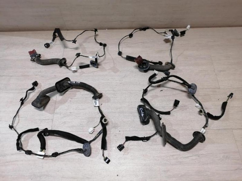 Sandero №16 проводка двери задняя мех