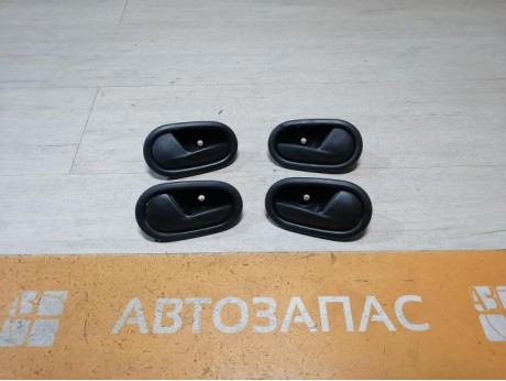 Sandero №16 ручка внутренняя левая текстура