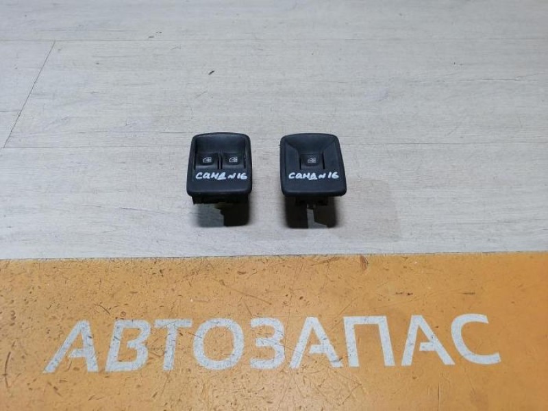 Sandero №16 блок управления стеклоподъемниками