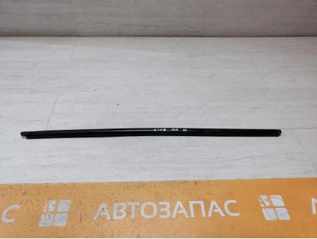 Sandero №16 бархотка наружная передняя левая