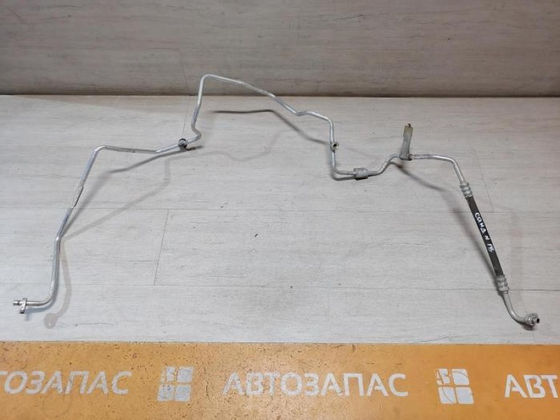 Sandero №18 трубка кондиционера тонкая длинная 924401429