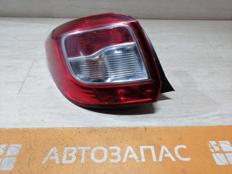 Sandero №18 фонарь левый