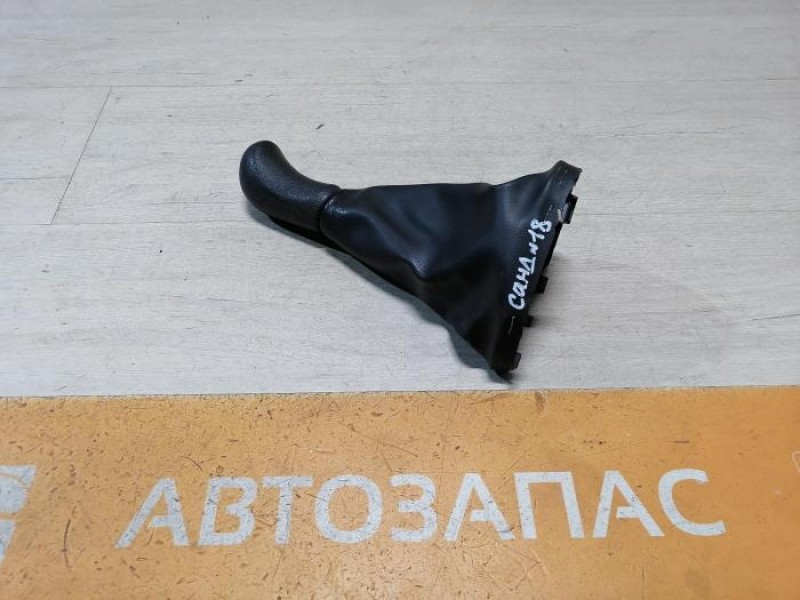 Sandero №18 ручка кулисы мкпп