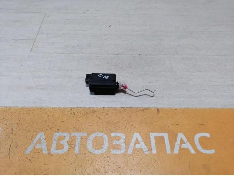 Sandero №18 активатор замка багажника