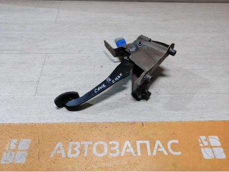 Sandero №18 педаль сцепления гидро