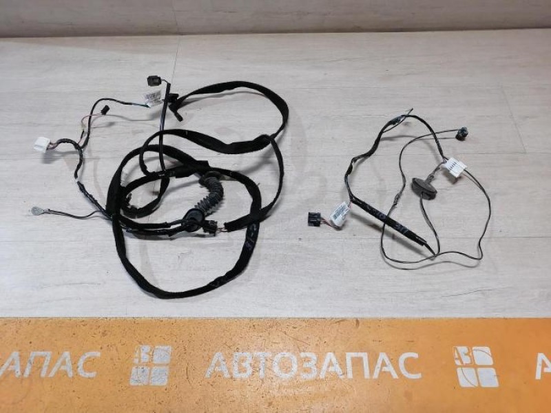 Sandero №18 проводка крышки багажника