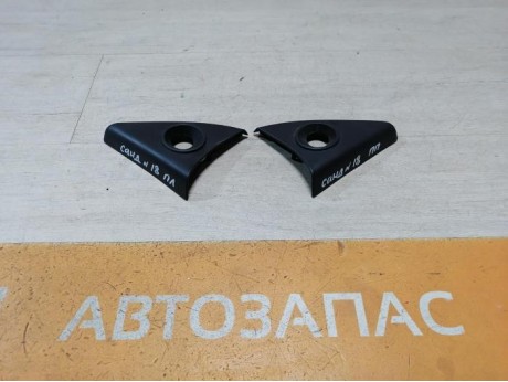 Sandero №18 заглушка зеркала левая мех