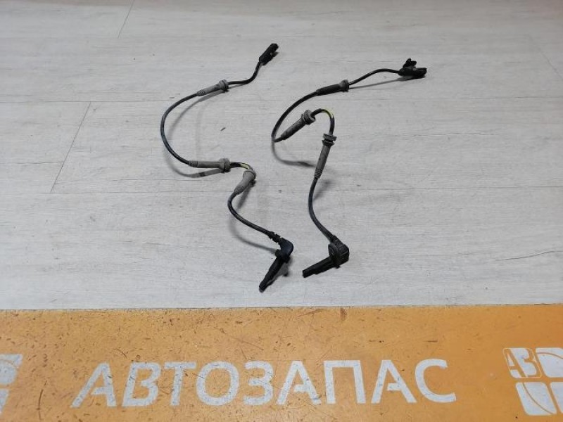 Sandero №18 датчик абс передний