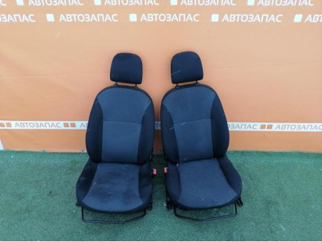 Sandero №18 сиденье переднее к-кт