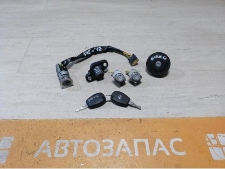 Almera G15 №12 замок зажигания к-кт