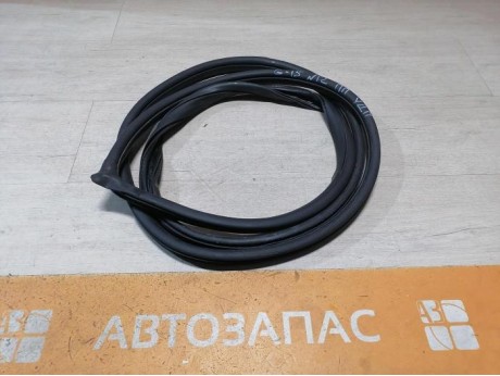 Almera G15 уплотнитель дверного проема передний правый