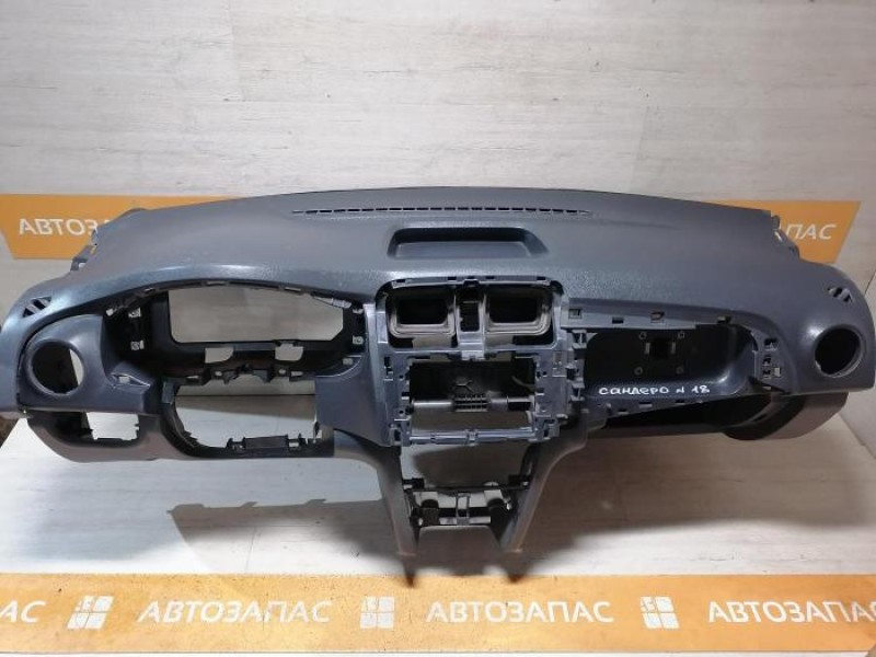 Sandero №18 торпедо деф