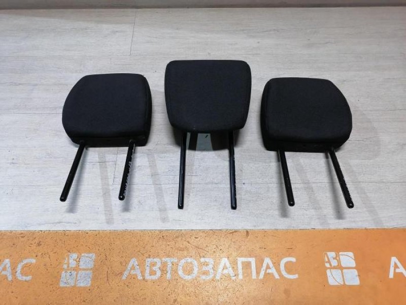 Sandero №17 подголовник заднего дивана к-кт