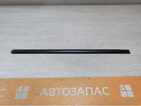 Logan ф1 №2 молдинг двери задний деф